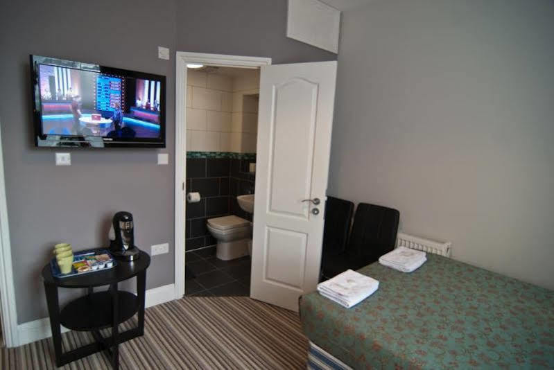 Comfotel Blu Londres Extérieur photo